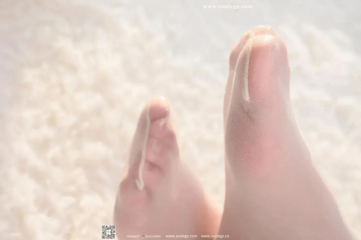 [SSA丝社]超清写真 NO.401 素素阳光明媚的窗边亮闪闪开档肉丝(上)[22] [45P]插图6